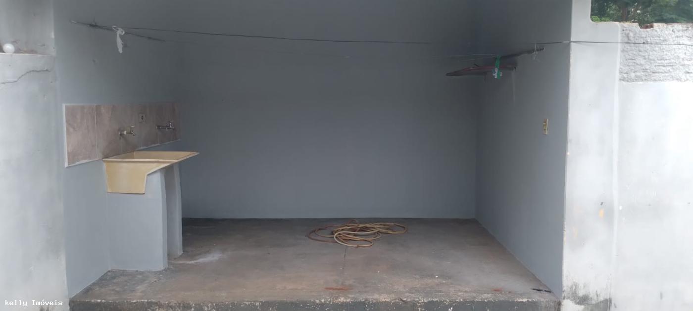 Casa para alugar com 3 quartos, 92m² - Foto 7