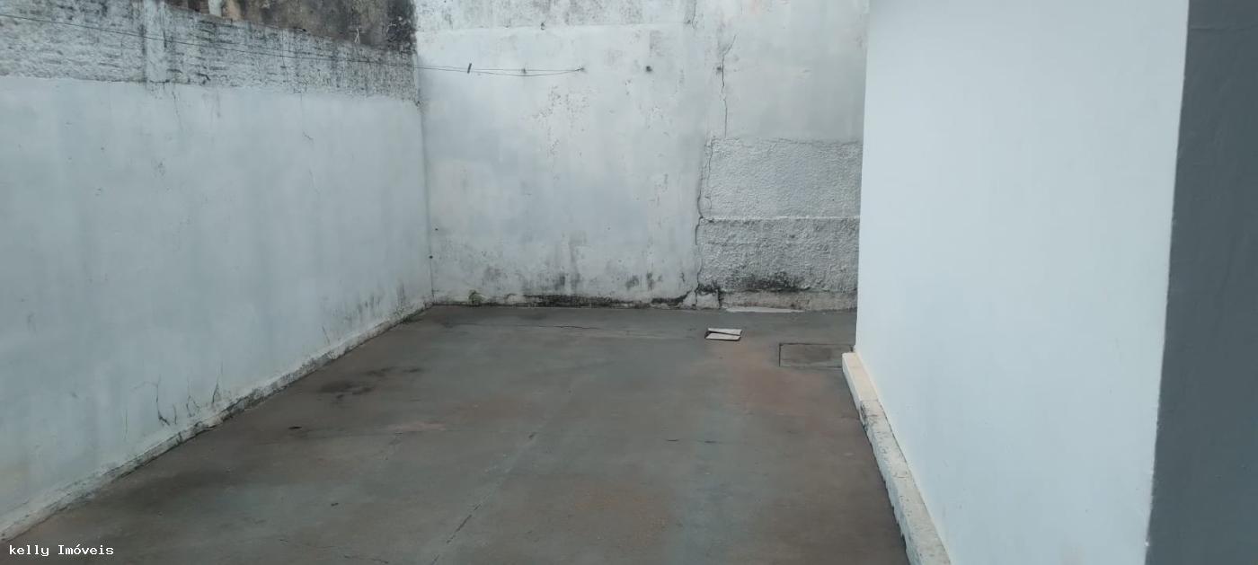 Casa para alugar com 3 quartos, 92m² - Foto 6