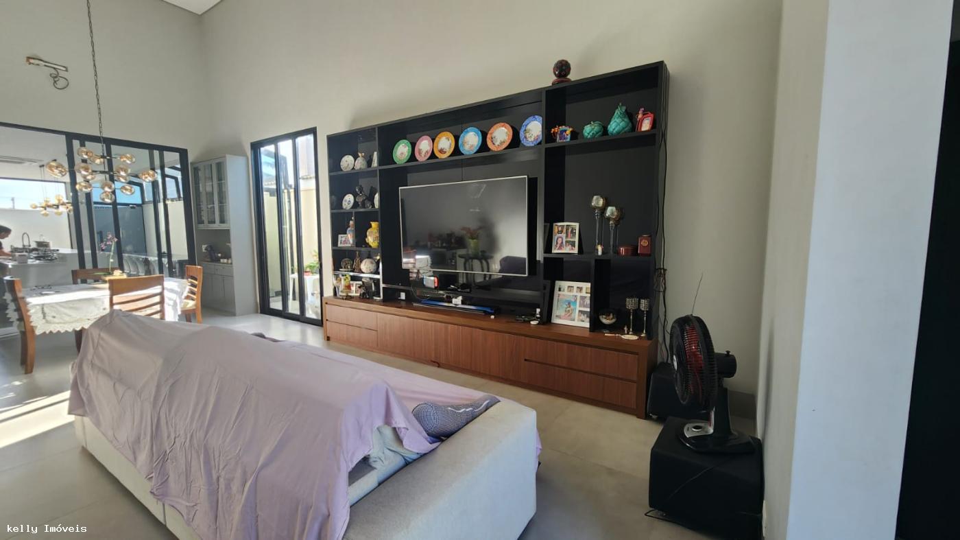 Casa de Condomínio à venda com 3 quartos, 387m² - Foto 4