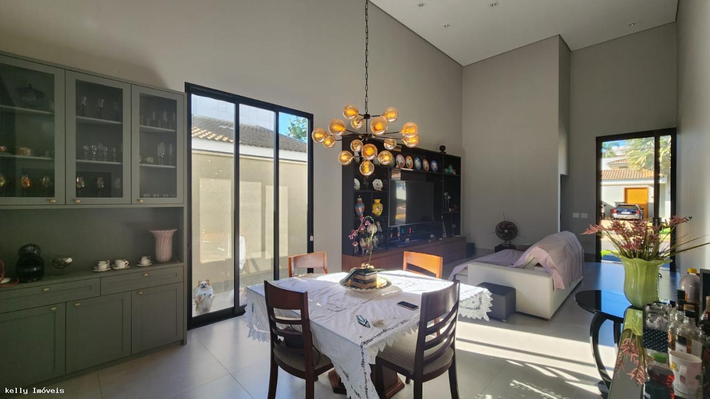 Casa de Condomínio à venda com 3 quartos, 387m² - Foto 9
