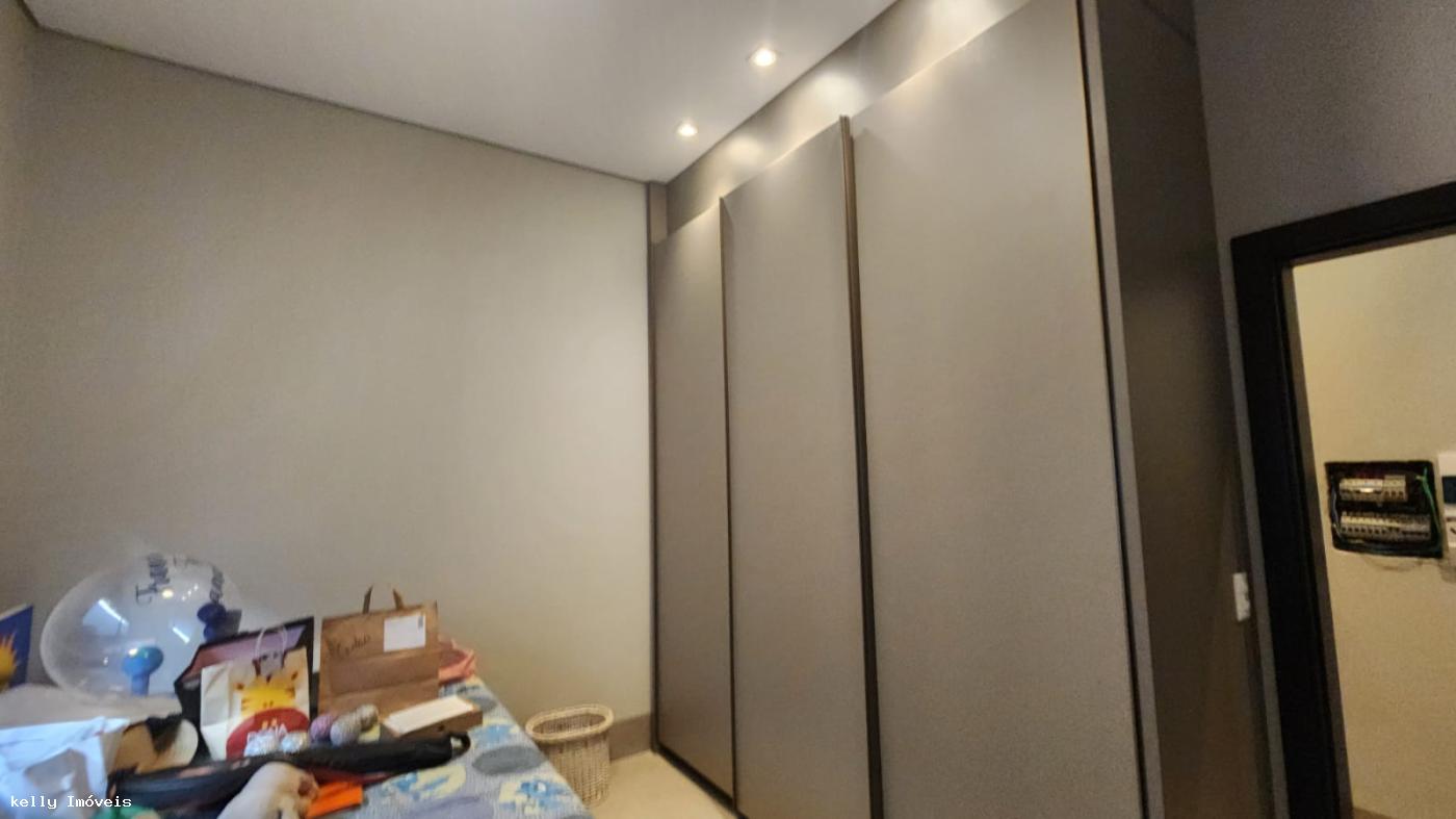 Casa de Condomínio à venda com 3 quartos, 387m² - Foto 18