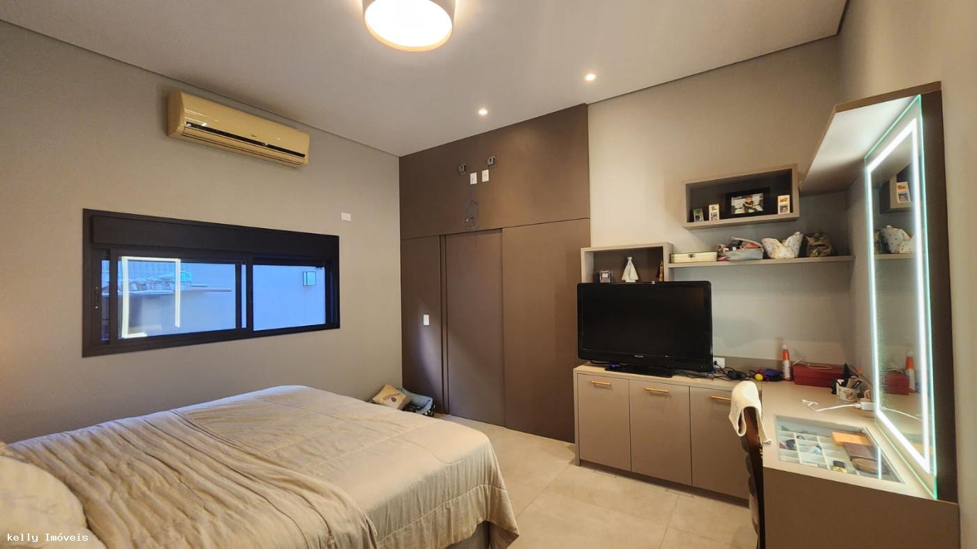 Casa de Condomínio à venda com 3 quartos, 387m² - Foto 20