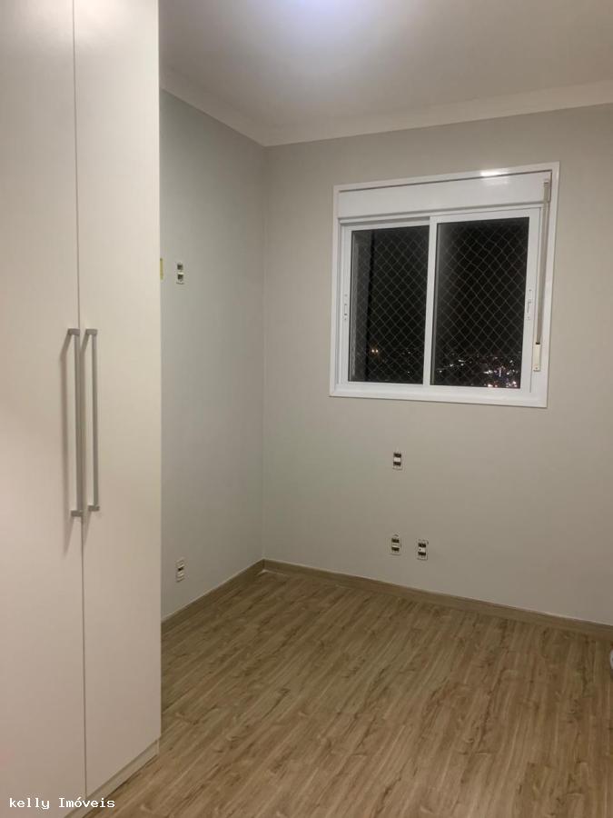 Apartamento à venda com 3 quartos, 85m² - Foto 13