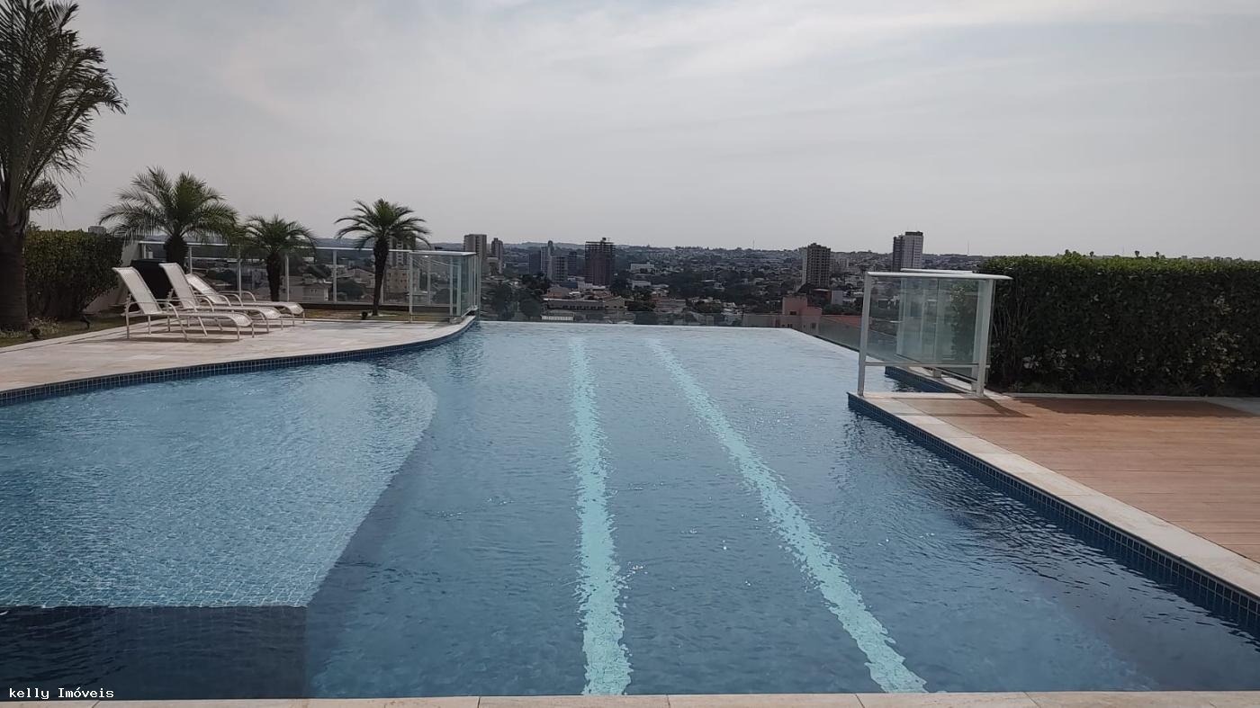 Apartamento à venda com 3 quartos, 85m² - Foto 1