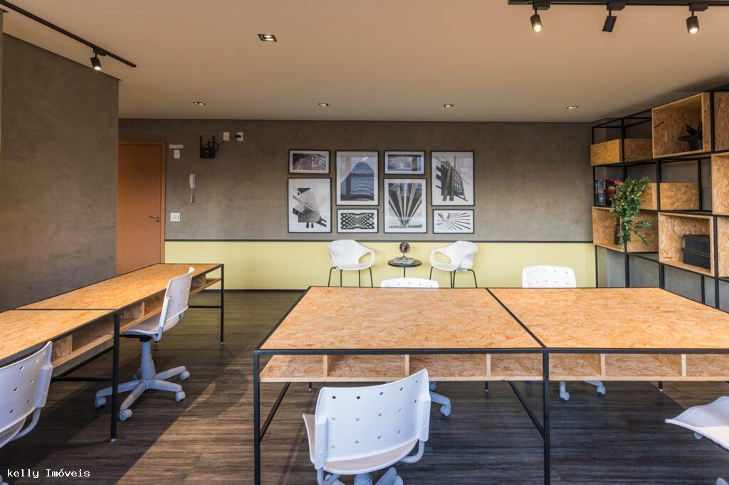 Apartamento à venda com 2 quartos, 61m² - Foto 5