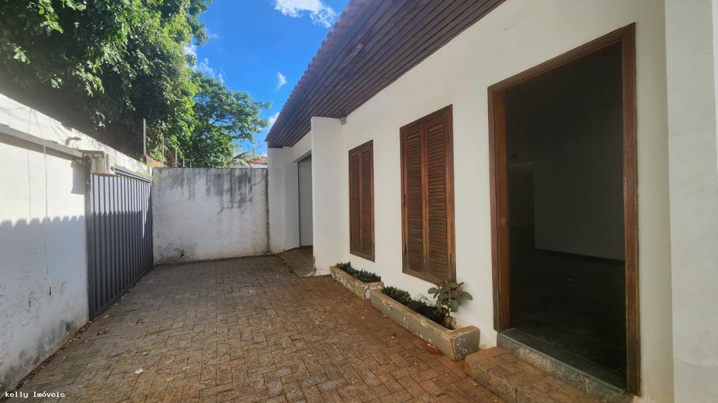 Casa, 5 quartos, 185 m² - Foto 3