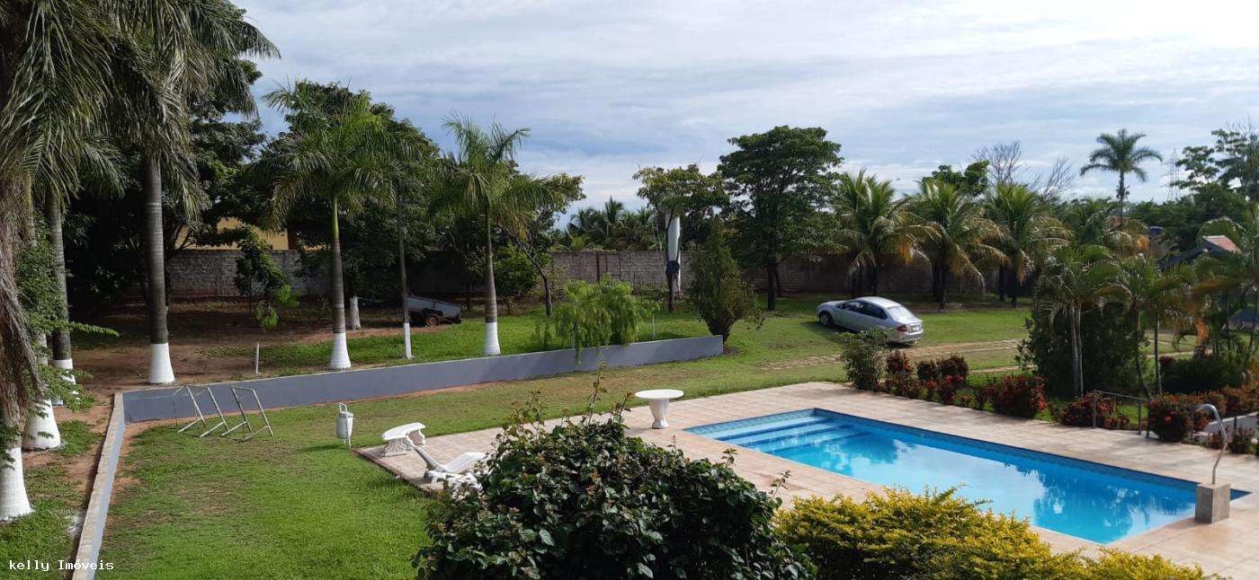 Chácara à venda com 2 quartos, 4500m² - Foto 1
