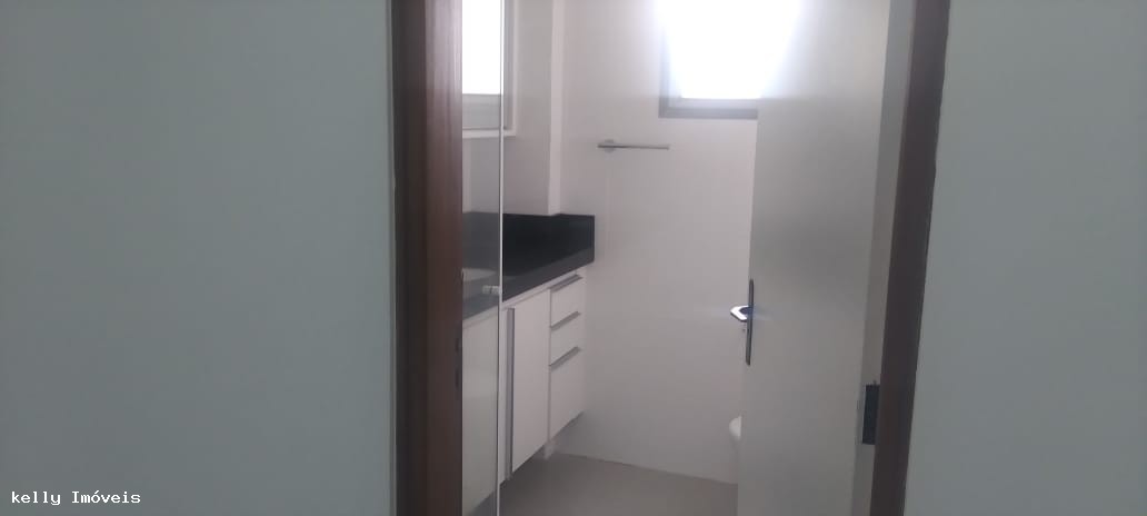 Apartamento para alugar com 3 quartos, 89m² - Foto 4