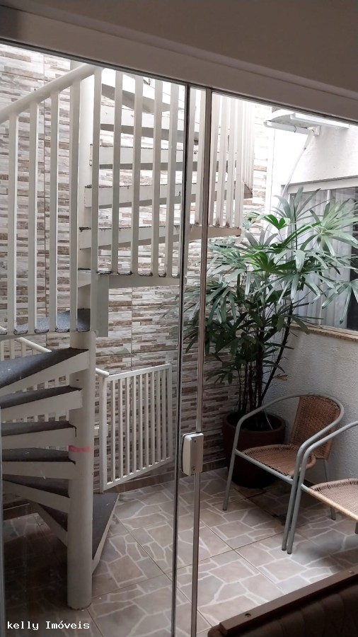 Casa à venda com 2 quartos, 128m² - Foto 5
