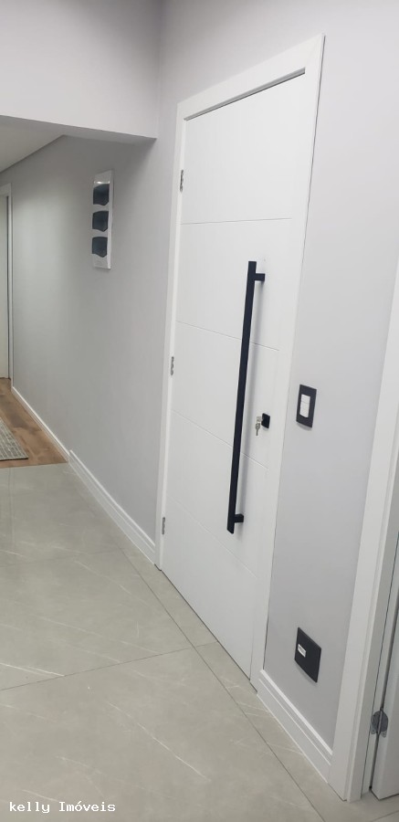 Apartamento à venda com 4 quartos, 207m² - Foto 17