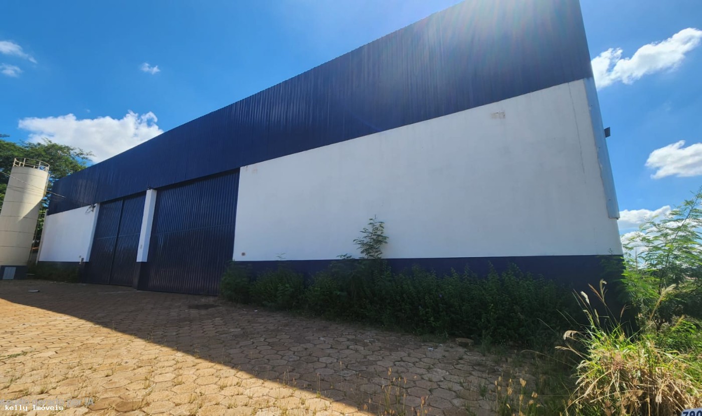 Prédio Inteiro para alugar, 2000m² - Foto 2