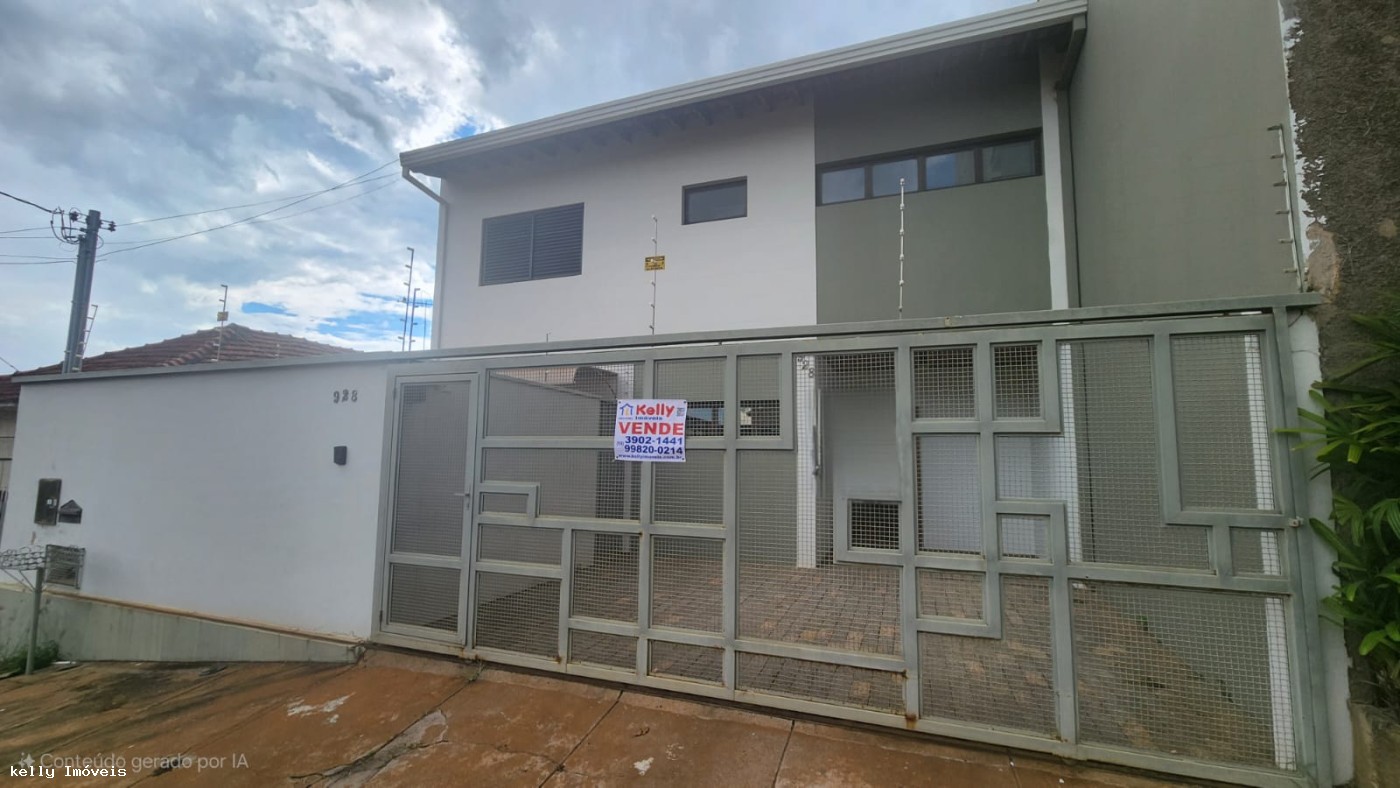 Casa, 3 quartos, 224 m² - Foto 1