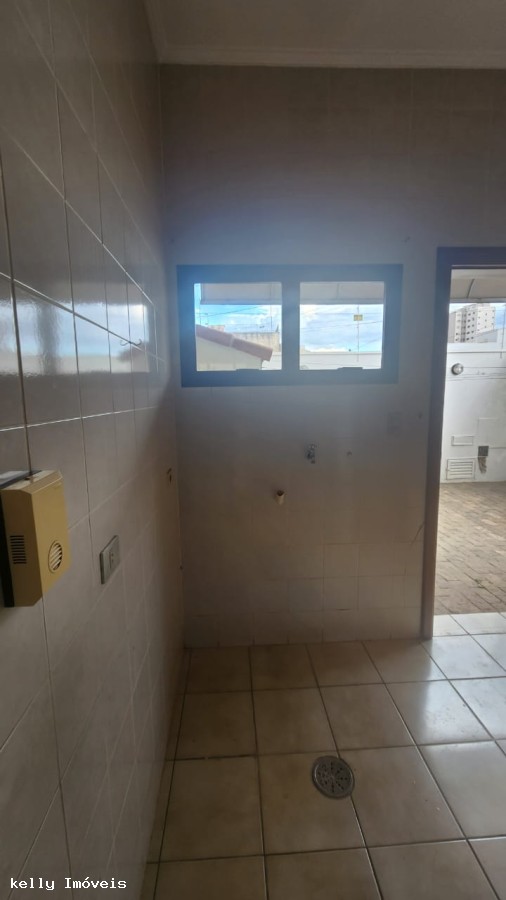 Casa, 3 quartos, 224 m² - Foto 9