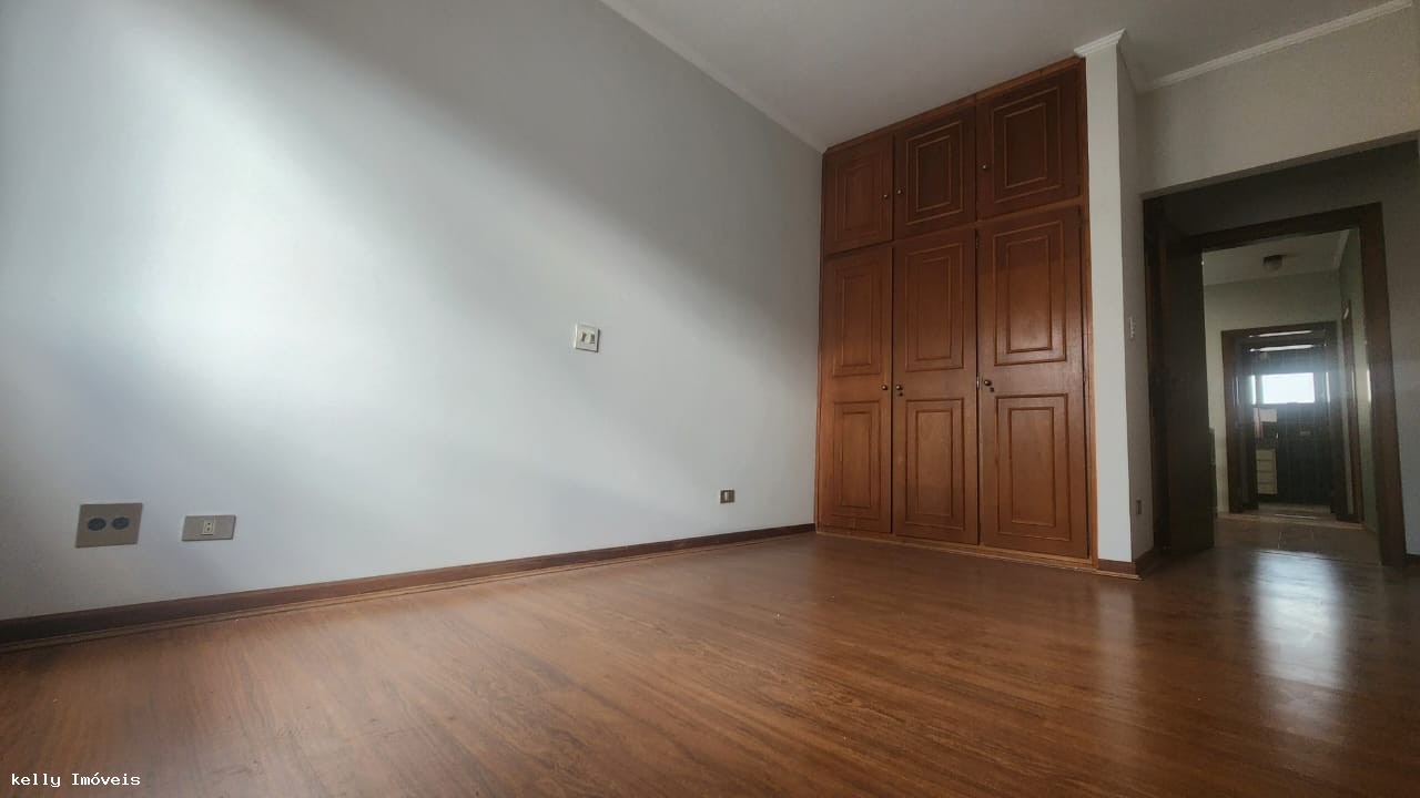 Casa, 3 quartos, 224 m² - Foto 27