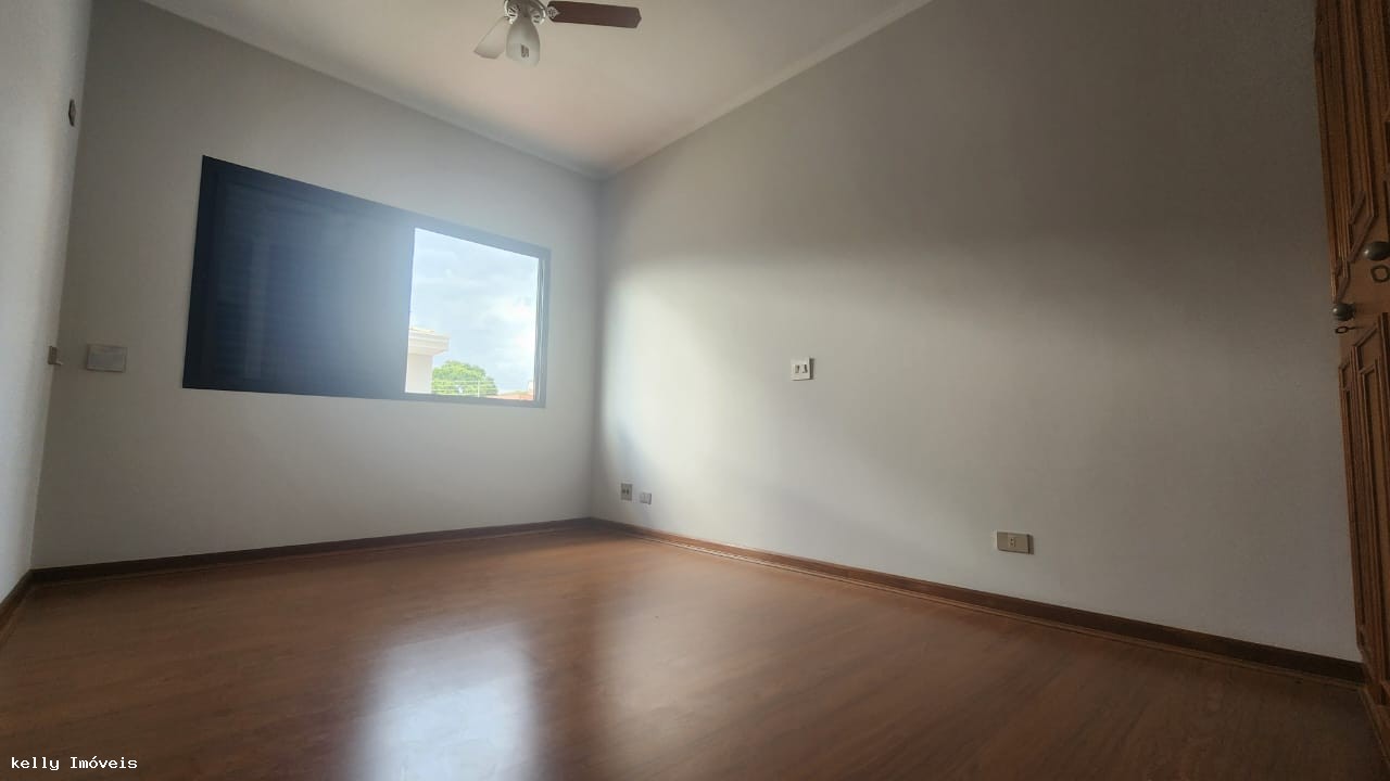 Casa, 3 quartos, 224 m² - Foto 26