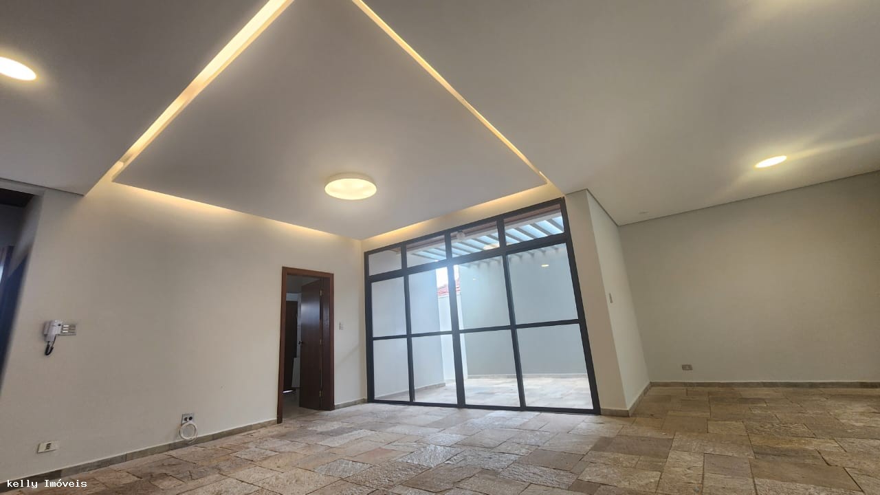 Casa, 3 quartos, 224 m² - Foto 5