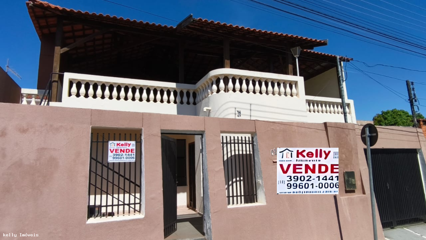 Prédio Inteiro à venda com 3 quartos, 355m² - Foto 1