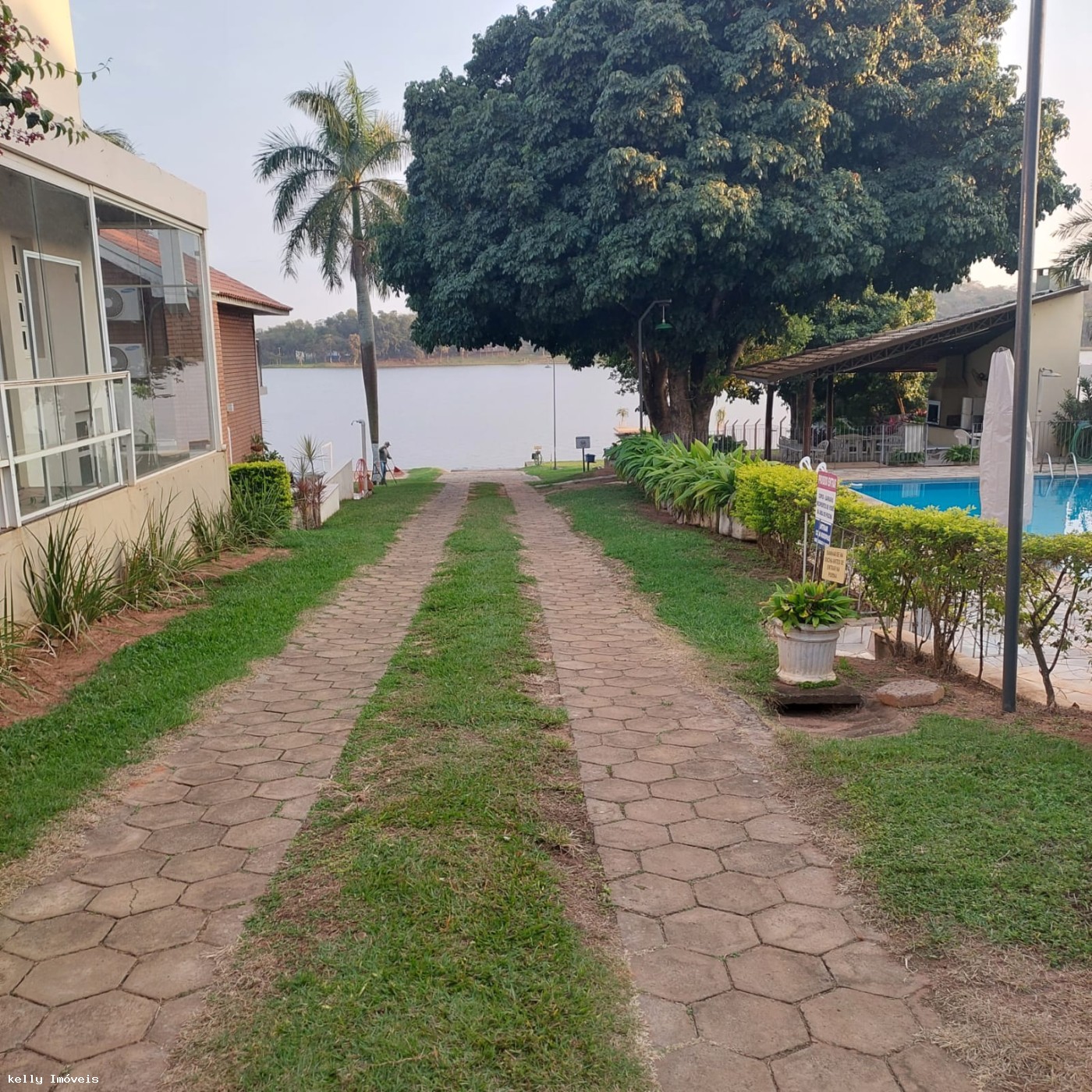 Casa de Condomínio à venda com 2 quartos, 60m² - Foto 1
