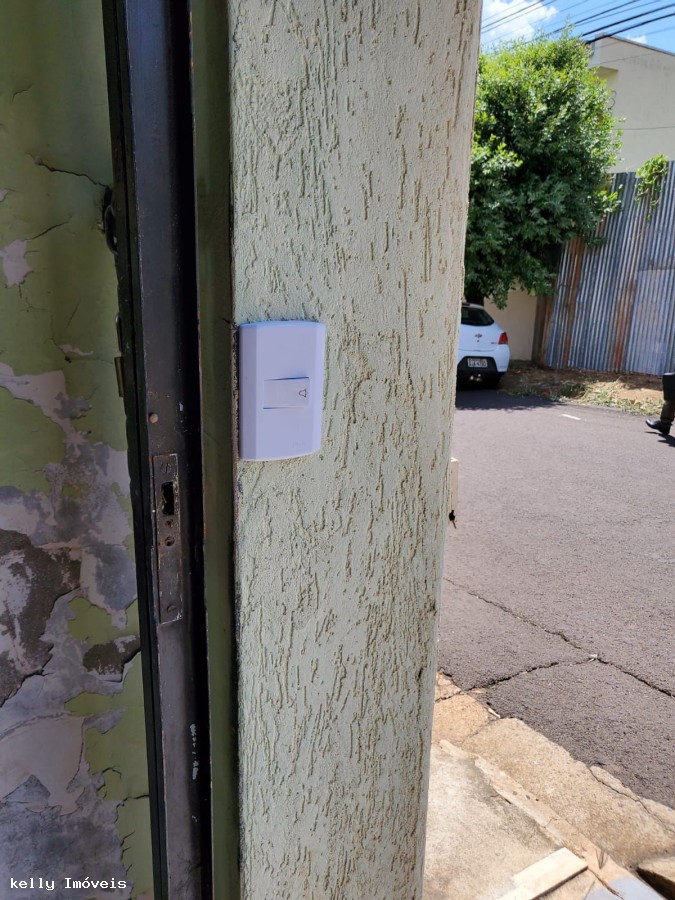 Casa à venda com 3 quartos, 186m² - Foto 2