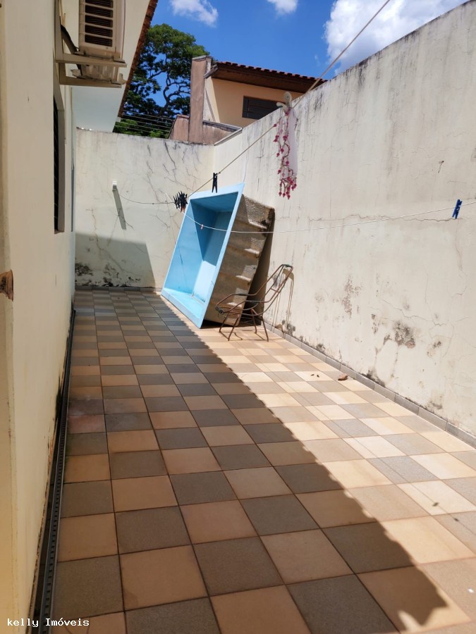Casa à venda com 3 quartos, 186m² - Foto 5
