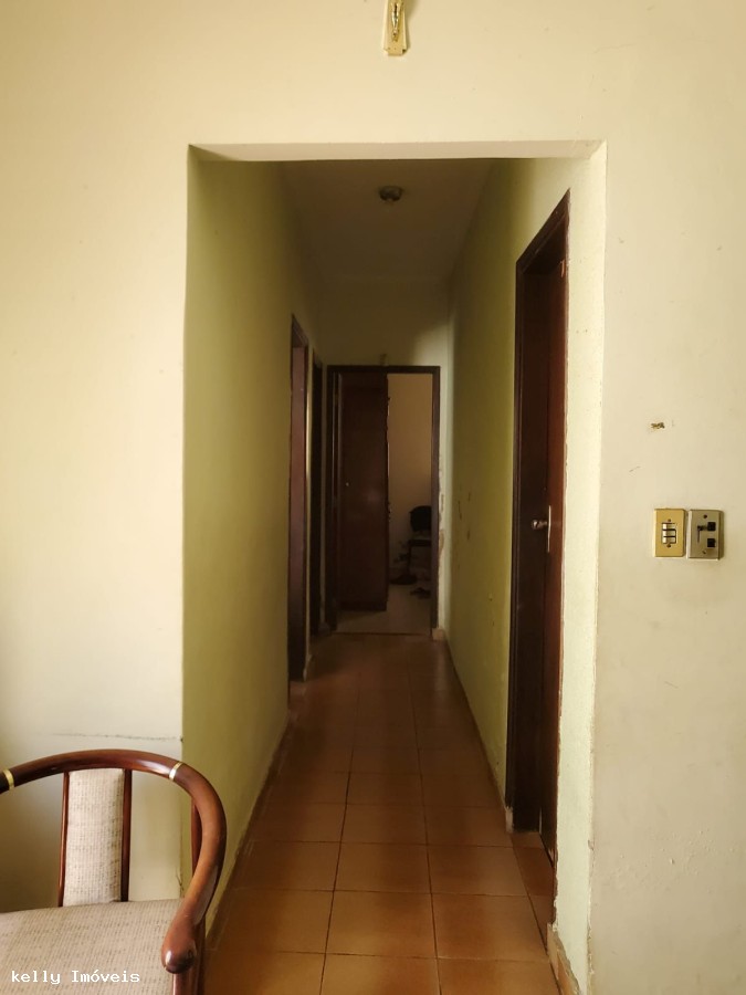 Casa à venda com 3 quartos, 186m² - Foto 8