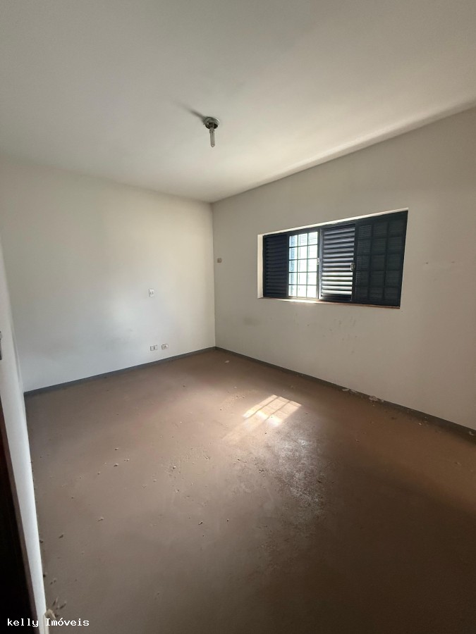 Casa à venda com 3 quartos, 127m² - Foto 11