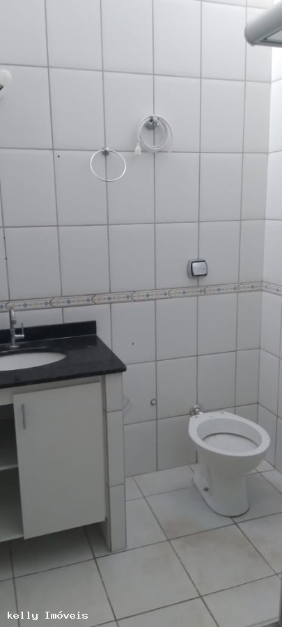 Casa para alugar com 3 quartos, 170m² - Foto 9