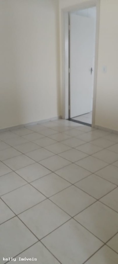 Casa para alugar com 3 quartos, 170m² - Foto 4