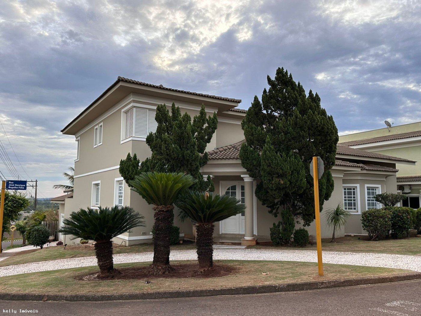 Casa de Condomínio, 4 quartos - Foto 1