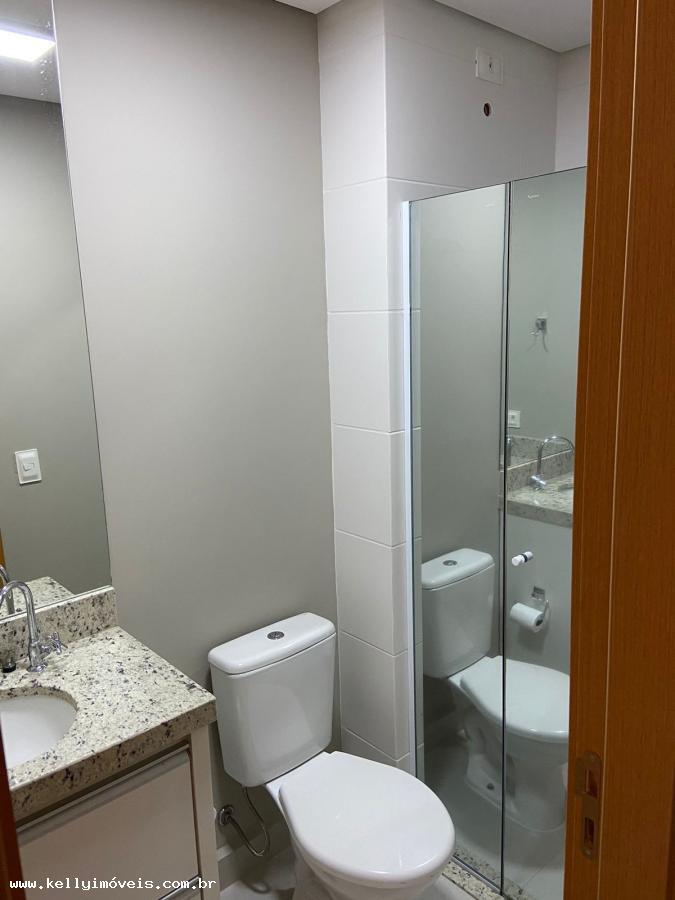Apartamento à venda com 2 quartos, 61m² - Foto 4