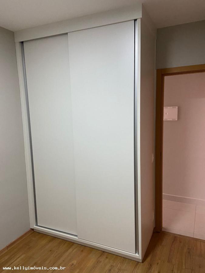 Apartamento à venda com 2 quartos, 61m² - Foto 6