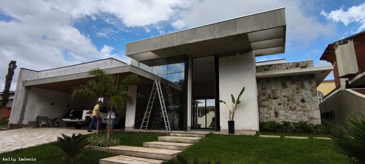 Casa de Condomínio à venda com 3 quartos, 1000m² - Foto 1