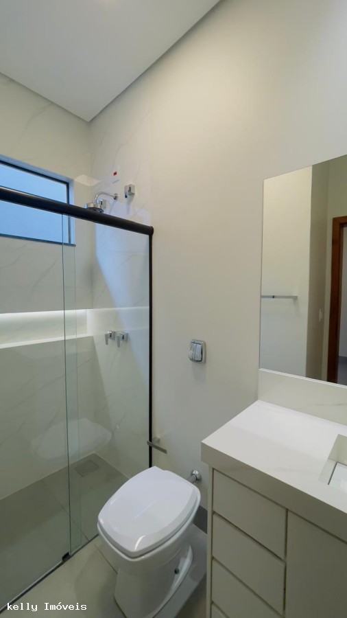 Casa de Condomínio à venda com 3 quartos, 252m² - Foto 4