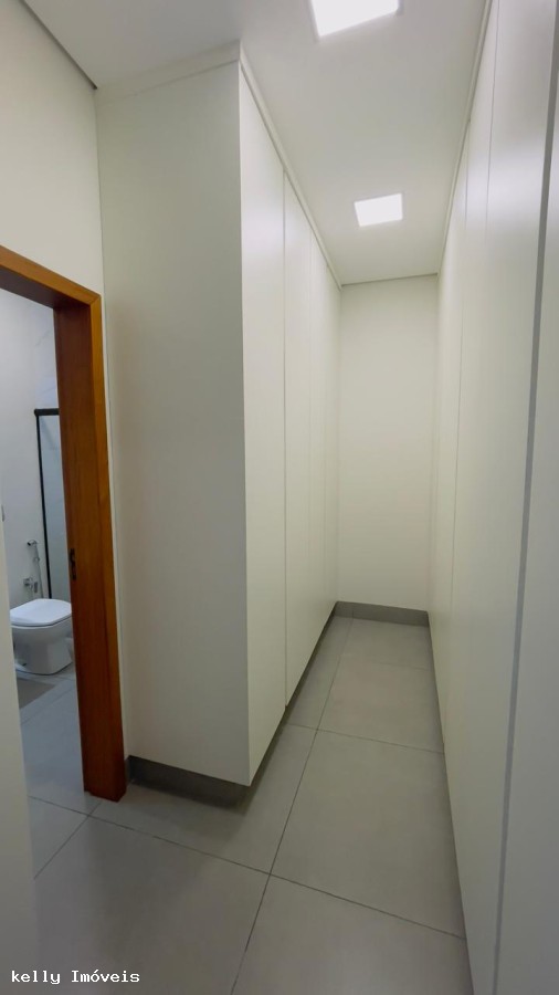Casa de Condomínio à venda com 3 quartos, 252m² - Foto 8