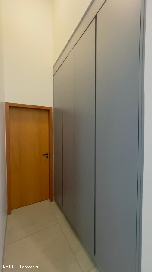 Casa de Condomínio à venda com 3 quartos, 252m² - Foto 19