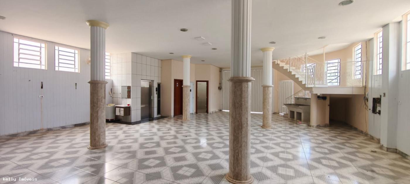 Casa à venda com 5 quartos, 1000m² - Foto 18