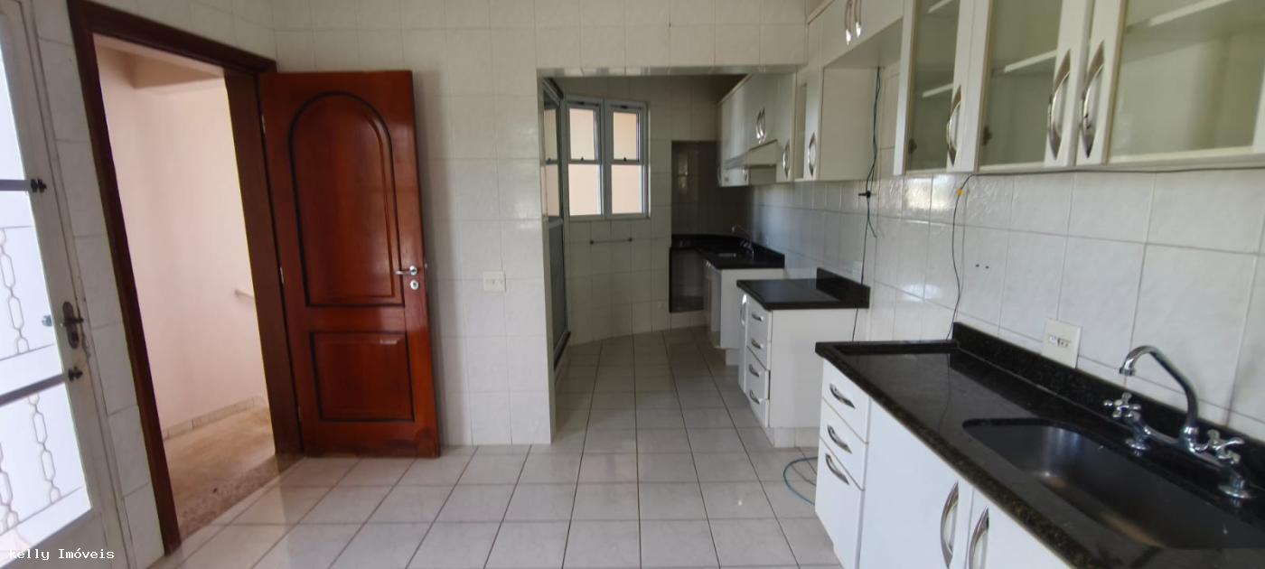 Casa à venda com 5 quartos, 1000m² - Foto 26