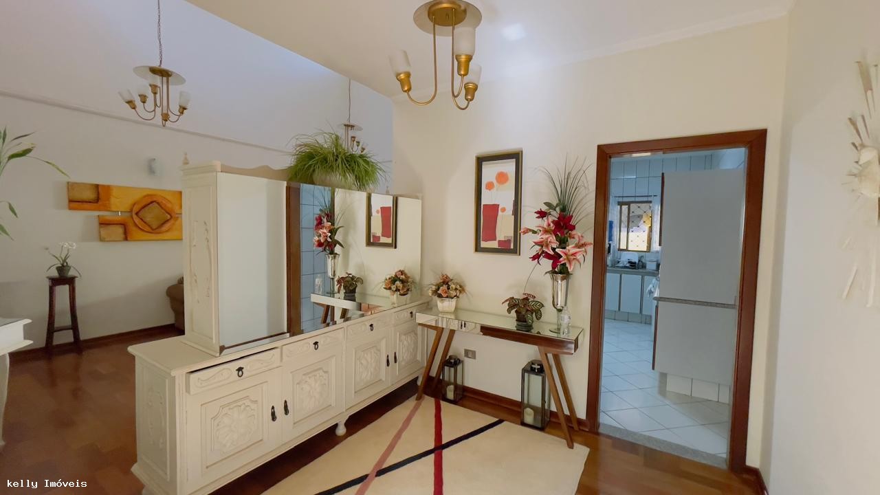 Casa, 4 quartos, 220 m² - Foto 24