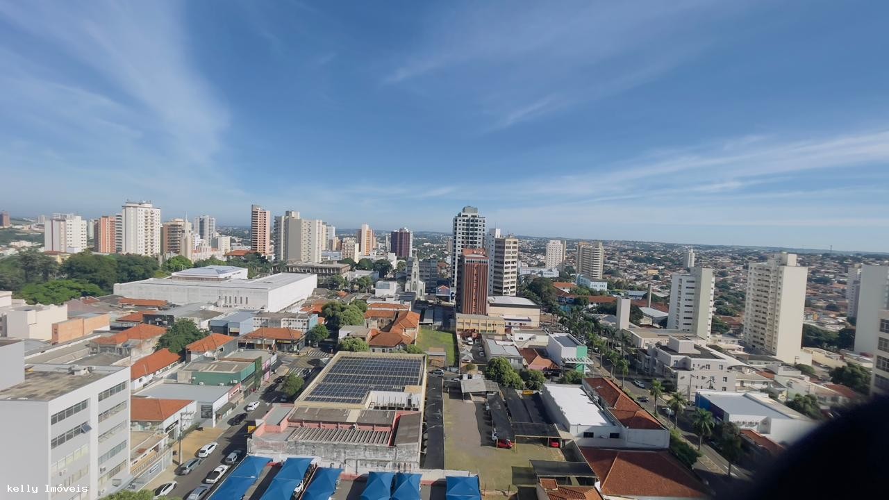Apartamento para alugar com 4 quartos, 155m² - Foto 4