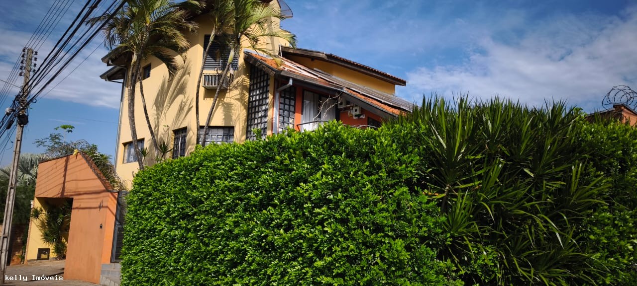 Casa, 3 quartos, 285 m² - Foto 2