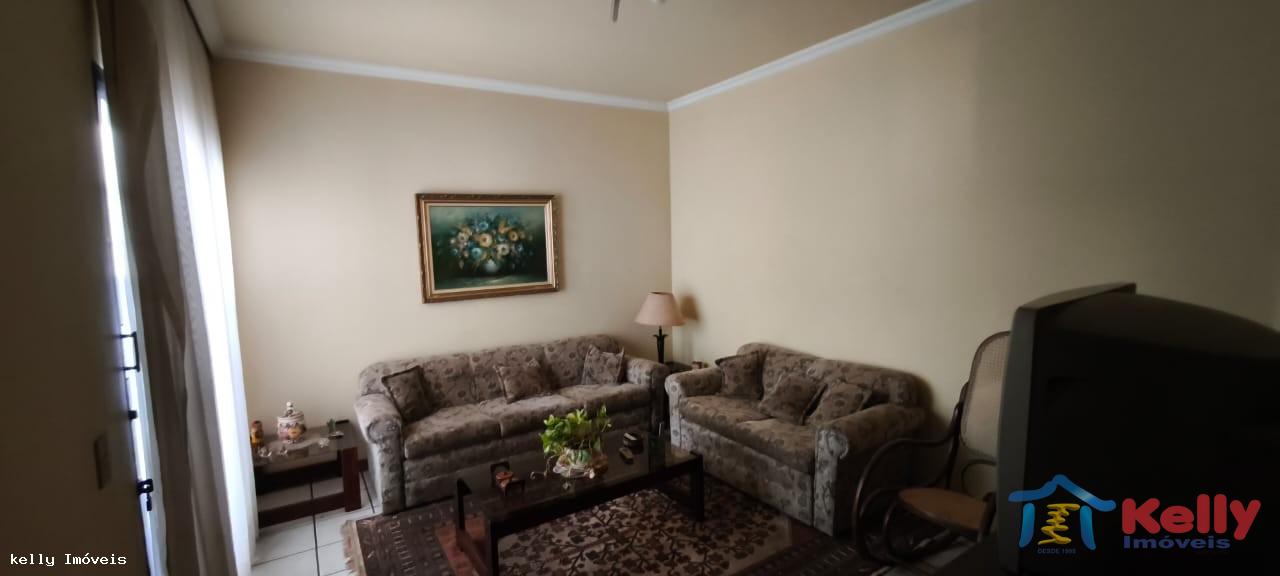 Casa, 3 quartos, 285 m² - Foto 12