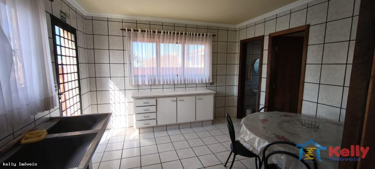 Casa, 3 quartos, 285 m² - Foto 13