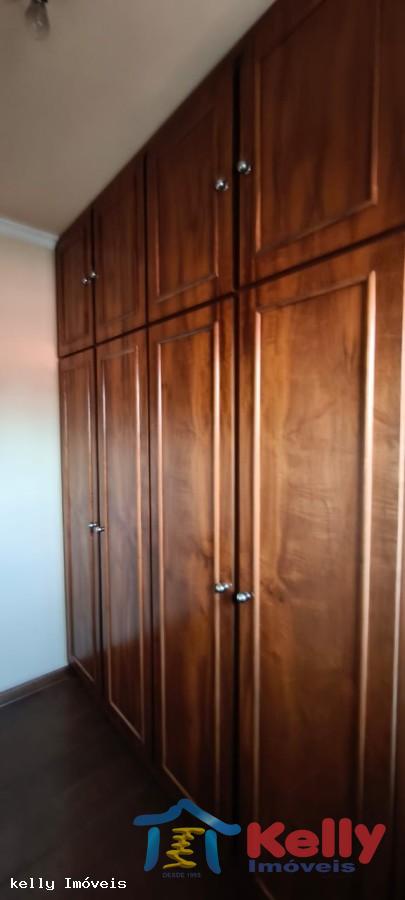 Casa, 3 quartos, 285 m² - Foto 23