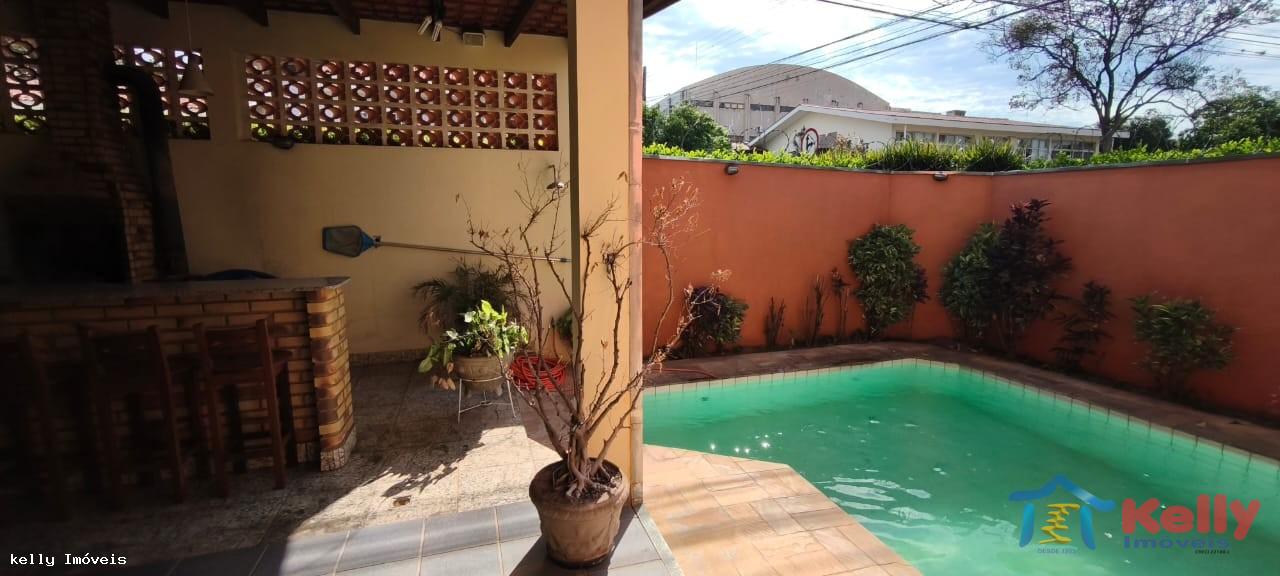 Casa, 3 quartos, 285 m² - Foto 31