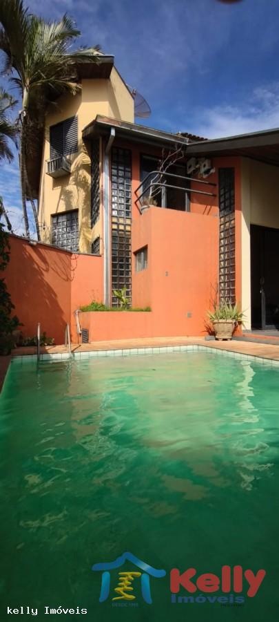 Casa, 3 quartos, 285 m² - Foto 34