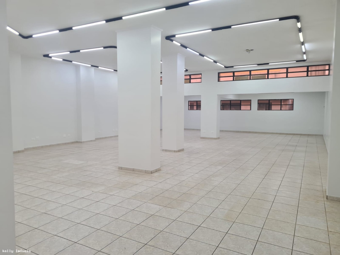 Prédio Inteiro para alugar, 275m² - Foto 3