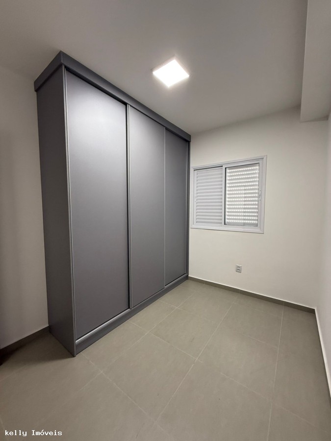 Apartamento para alugar com 2 quartos, 57m² - Foto 13