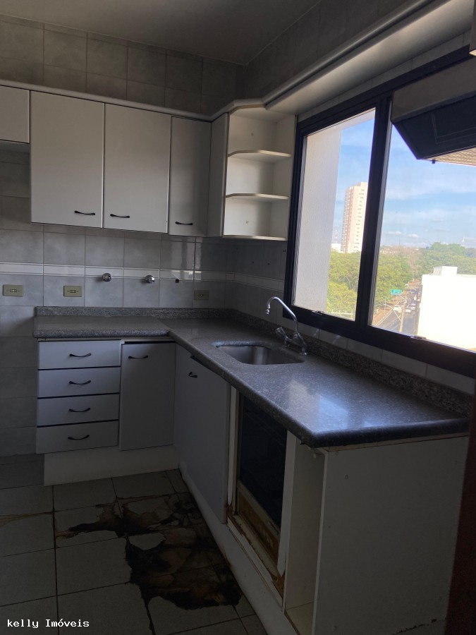 Apartamento para alugar com 4 quartos, 123m² - Foto 8