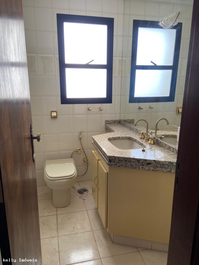 Apartamento para alugar com 4 quartos, 123m² - Foto 17