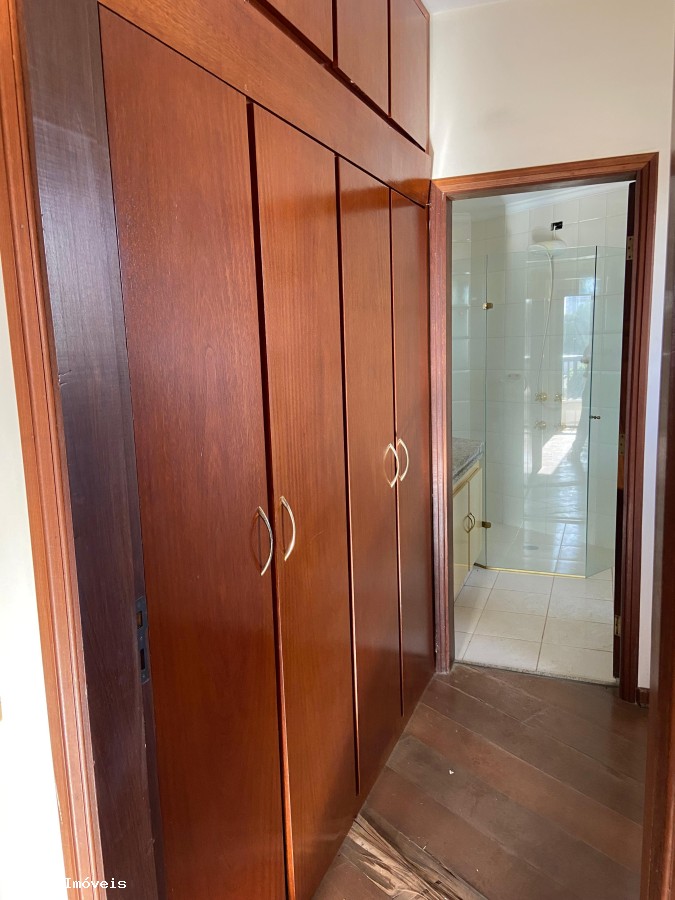 Apartamento para alugar com 4 quartos, 123m² - Foto 19